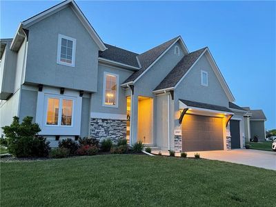 1907 NE Park Ridge Cir, Lees Summit, MO, 64064