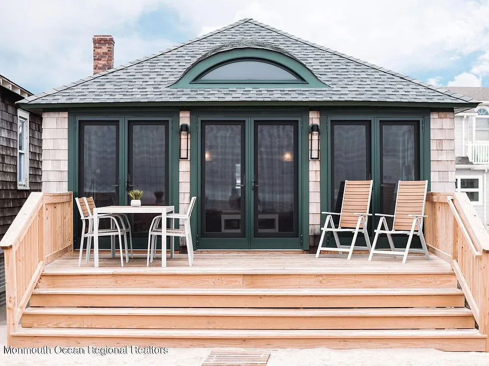 117 Boardwalk