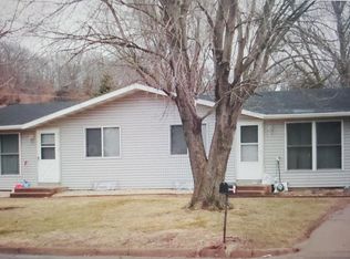202 17th Ave N, Onalaska, WI 54650