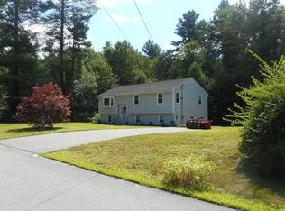 11 Cheyenne Rd, Pepperell, MA 01463