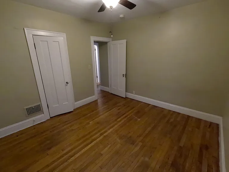 1652 Hillcrest Rd #2 — Photo 17