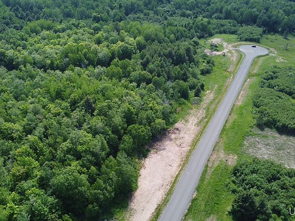 5th image of Eagle Dr