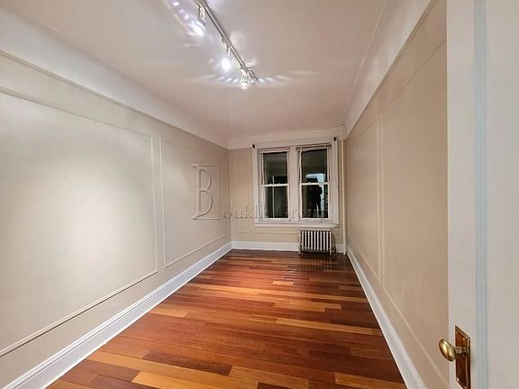 2nd image of 26-22 18th St #2R