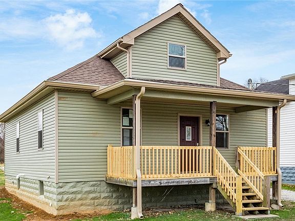 2nd image of 408 White Oak Ave
