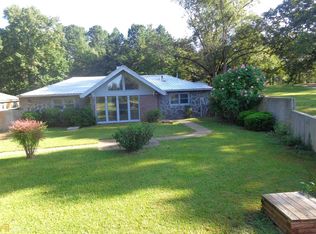 721 Alvaton Rd, Gay, GA 30218