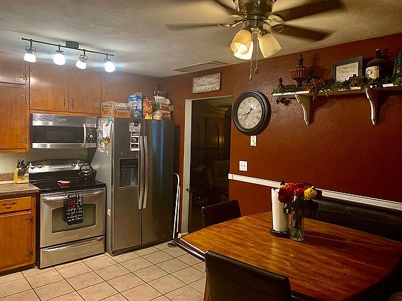 3rd image of 2924 Plymouth Pl