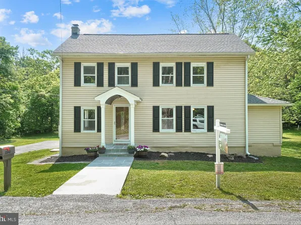 15945 Saint Anthony Rd, Thurmont, MD 21788