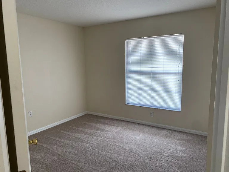 1201 Cedarwood Way — Photo 3