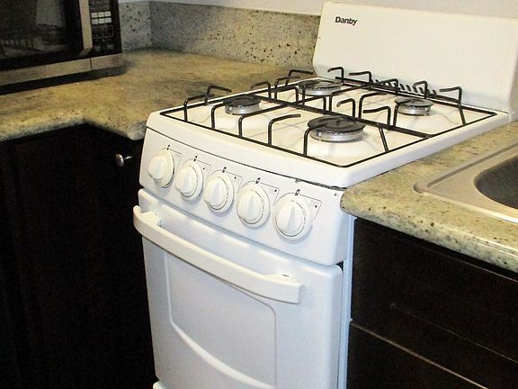 5th image of 355 E Floral Ave #1/2