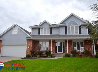 4431 Fir Hollow Ct, Lincoln, NE 68516