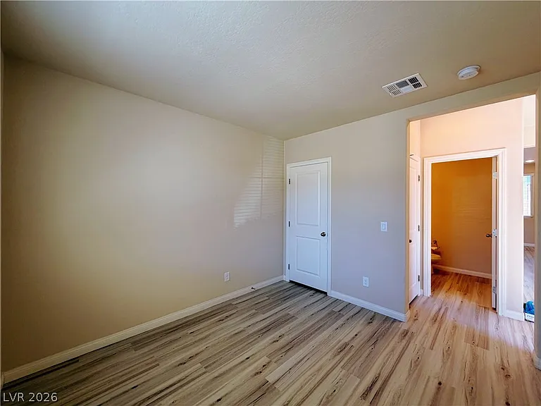 8938 Whitten Park Ave — Photo 4