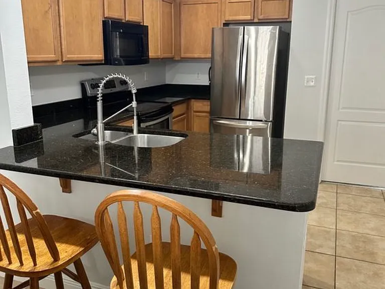2950 SW 35th Pl #50 — Photo 10