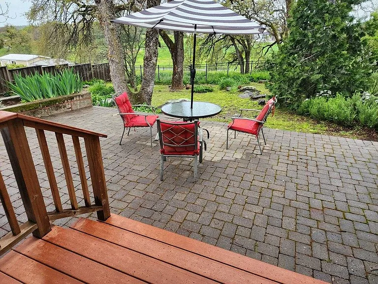 10301 Buena Vista Dr — Photo 16