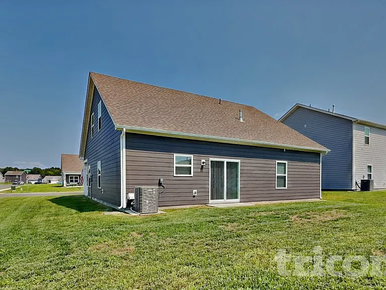 2402 Valverde Way — Photo 17