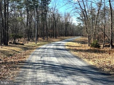 6 Noland Ridge Rd, Slanesville, WV, 25444