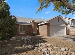 23 Dogwood Ln, Los Lunas, NM 87031