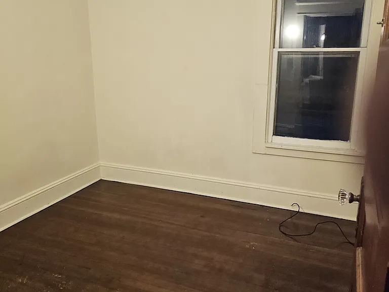 14 Moyston St #3 — Photo 6