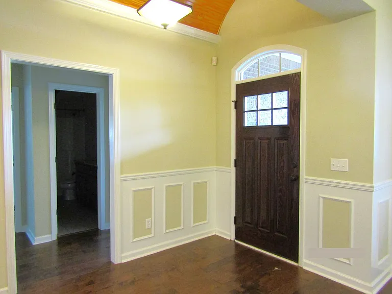 204 Clearview Dr #1 — Photo 2