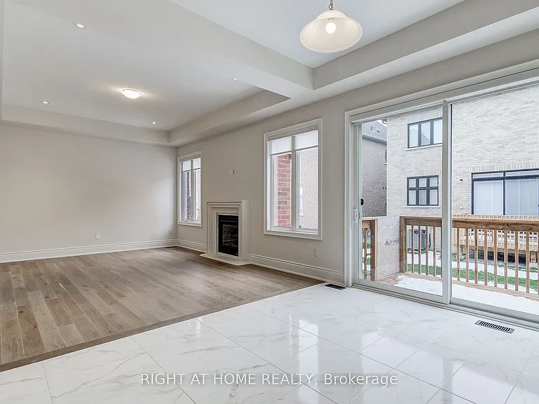 51 Lorrain Hand Cres — Photo 16