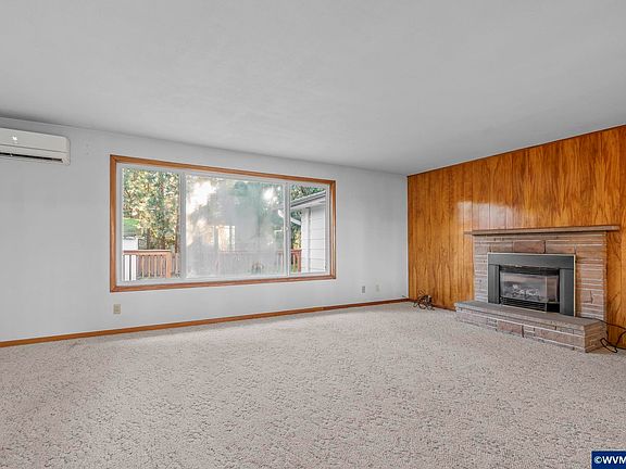 4th image of 2496 62nd Ave SE