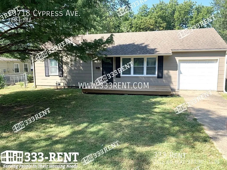 13718 Cypress Ave — Photo 1