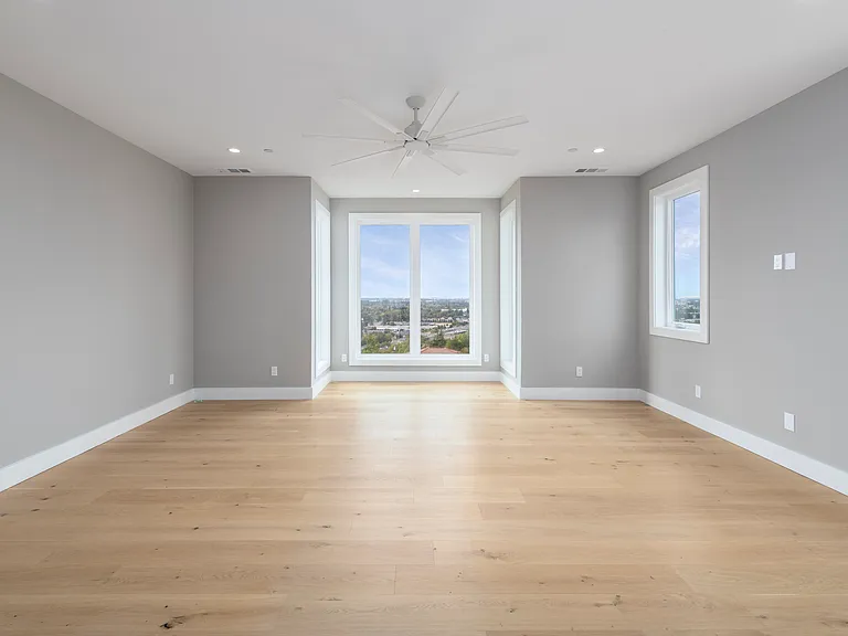 2661 Carol Dr — Photo 11
