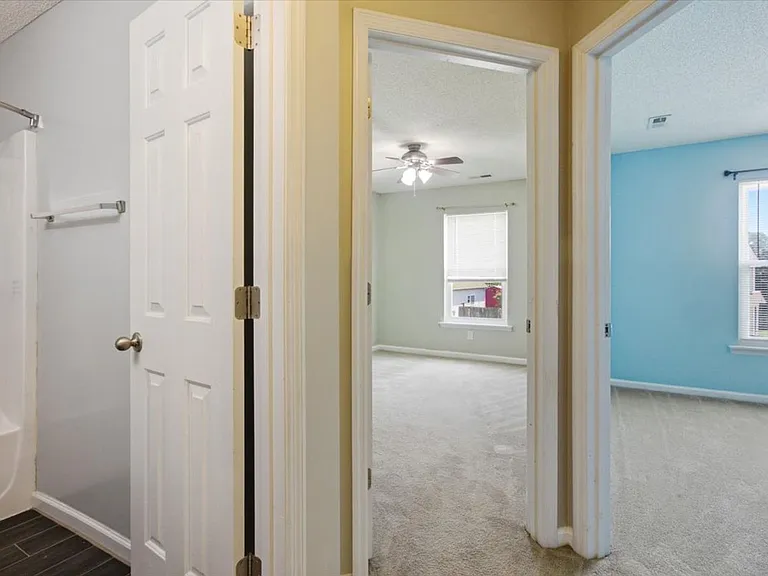 103 Briar Hollow Dr — Photo 29