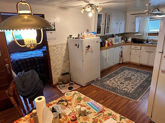 4th image of 43231 W Central Ave