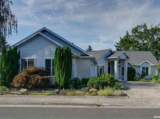 127 Cedar Bluff Cir N, Keizer, OR 97303