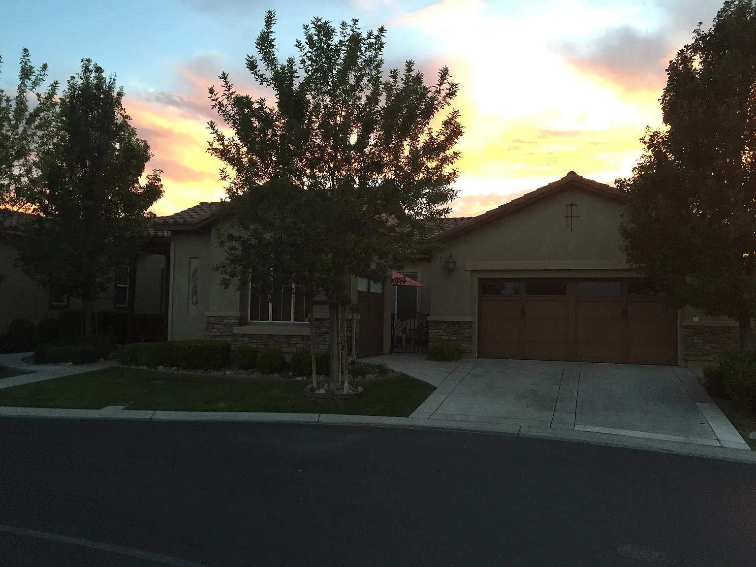 1109 Michelbook Ln photo 1