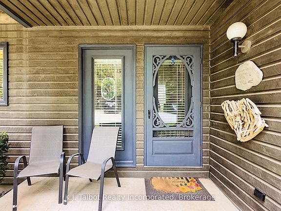 3rd image of 76582 Jowetts Grove Rd #4