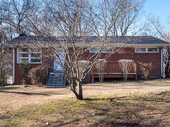 2nd image of 117 Hibiscus Dr