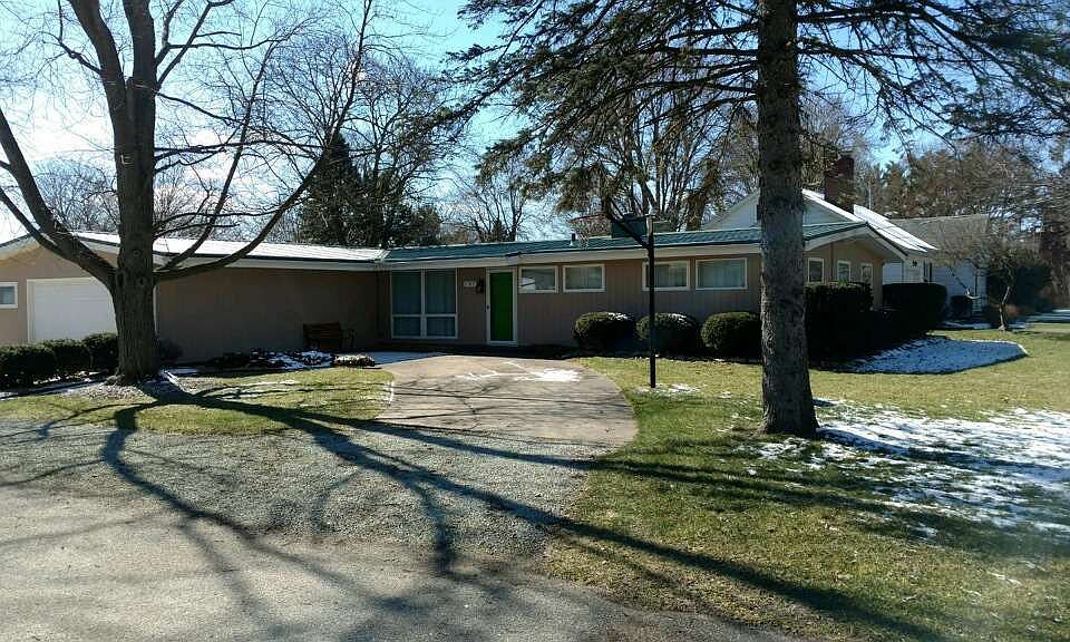 1st image of 107 Graywood Ave