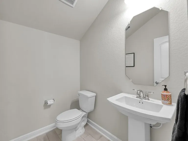 241 Bright Bluff Cir — Photo 22