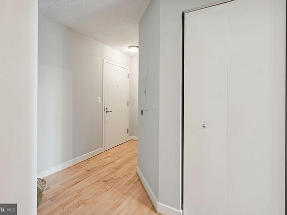 2nd image of 7500 Woodmont Ave #S306
