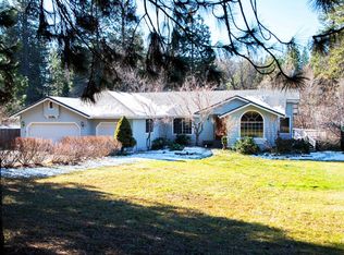 812 Michele Dr, Mount Shasta, CA 96067