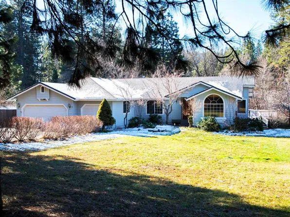 812 Michele Dr, Mount Shasta, CA 96067