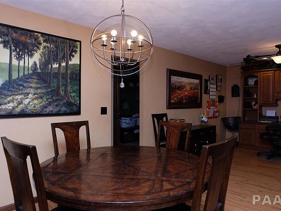 5th image of 8 Wexford Ct