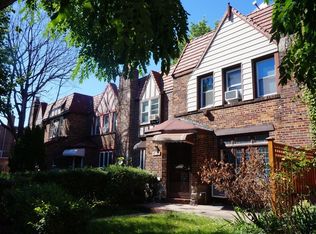 6727 Ingram St, Forest Hills, NY 11375