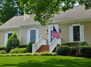 1011 Woodbriar St, Apex, NC 27502