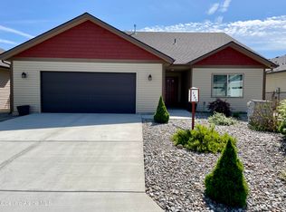 8690 N Indywood Dr, Hayden Lake, ID 83835
