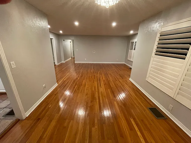 4802 W San Jose St — Photo 3