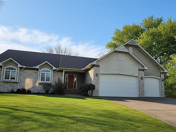 2nd image of 707 Deer Trail St.