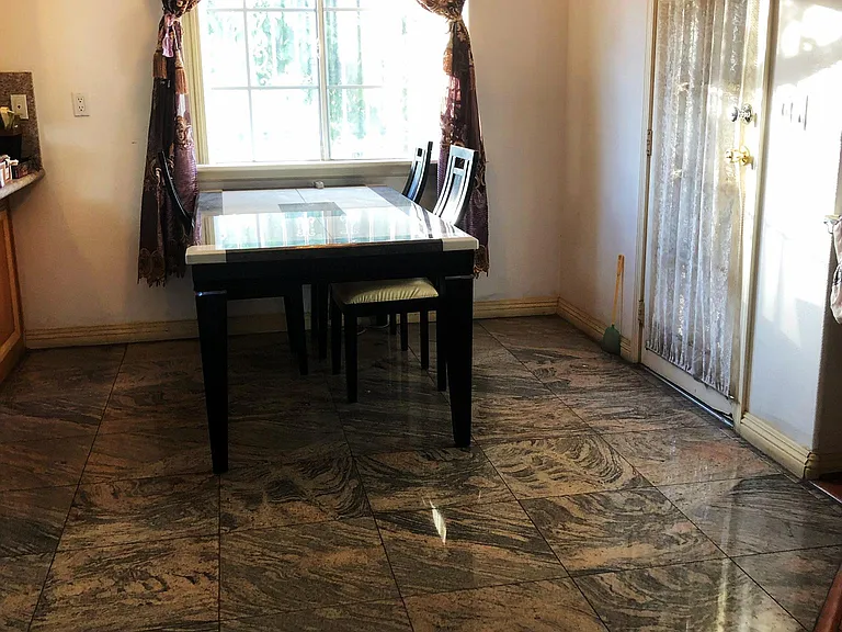 4735 Willard Ave — Photo 9