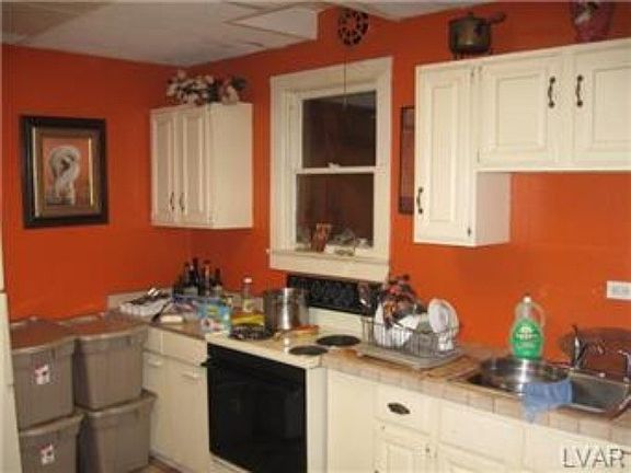 4th image of 2301 Freemansburg Ave