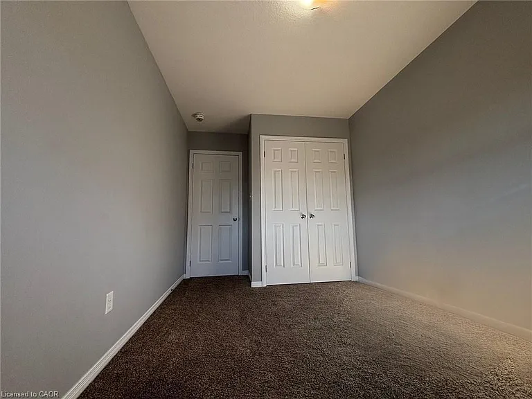60 Netherwood Rd — Photo 15