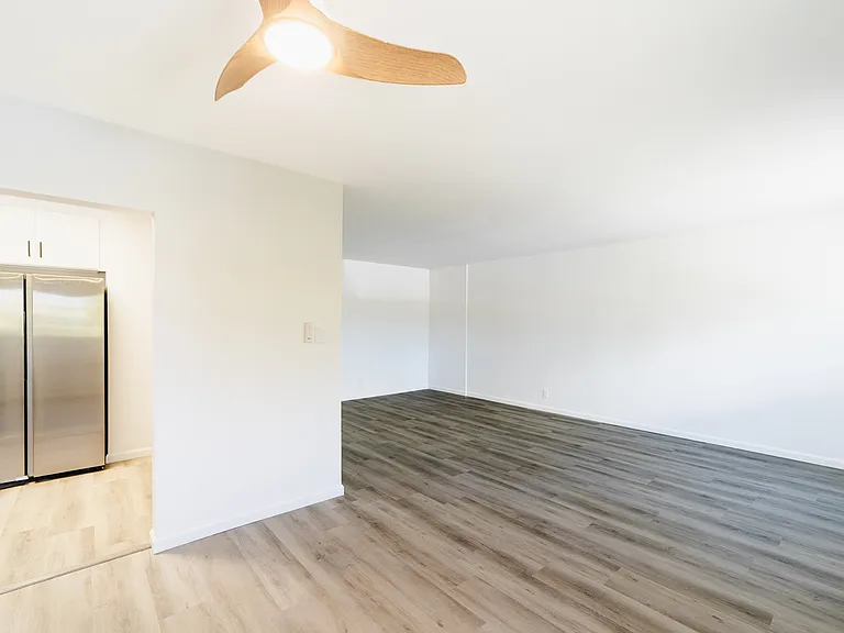 715 Acacia Ave — Photo 12