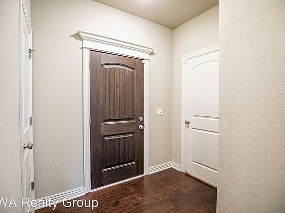 3rd image of 3605 SW Picasso Blvd