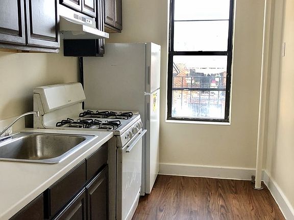 2nd image of 7517 41st Ave APT 7C