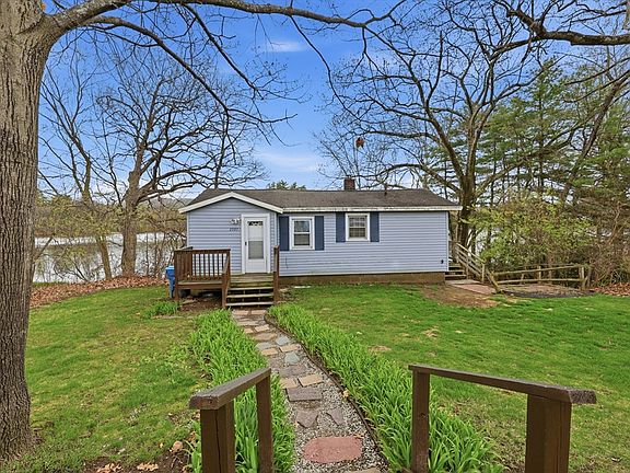 3rd image of 2597 Boston Rd #1